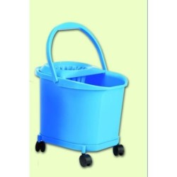 CUBO FREGASUELOS CON RUEDAS AZUL23610
